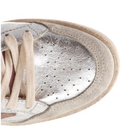 Ballstar Sneaker in Silver, Ash Rose, & Ice Golden Goose - Picture 4 of 8